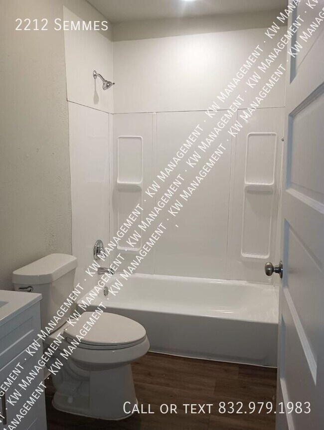 Building Photo - 2212 Semmes-