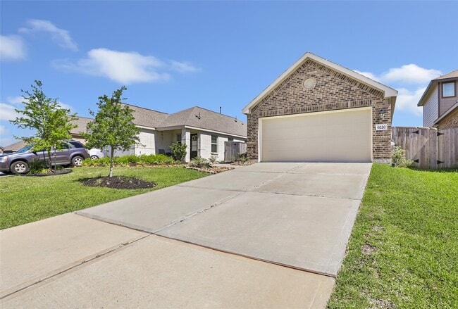 Building Photo - 6220 Arcadia Sound Ln