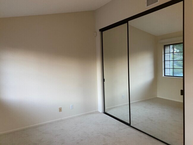 Building Photo - 23411 Via Linda