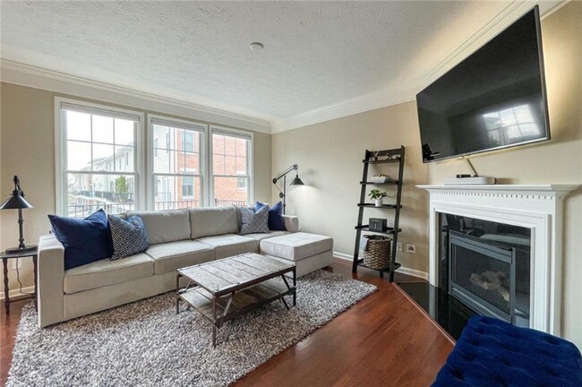 Building Photo - 12729 Vanderhorst St