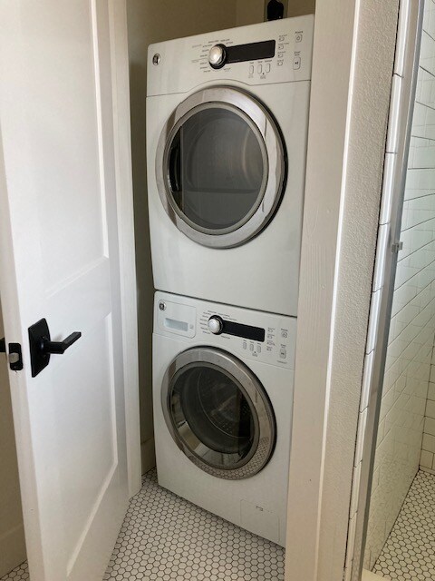 Building Photo - 1154 Hauptstrasse