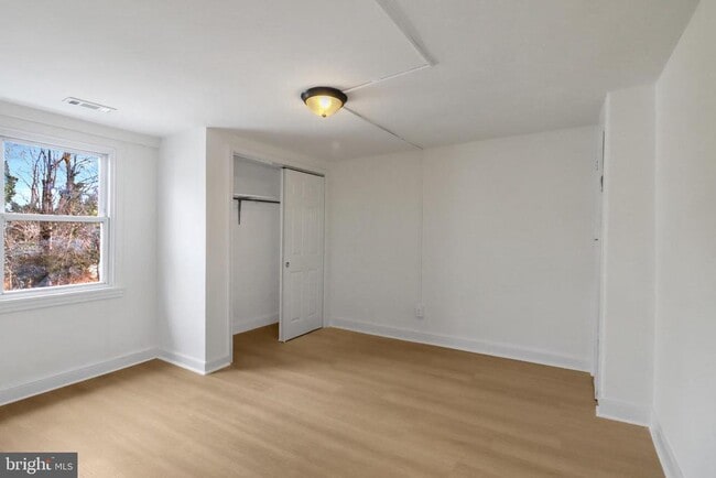 Building Photo - 24369 W Main St