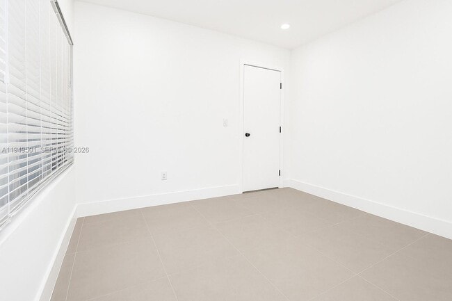 Building Photo - 2806 Taylor St