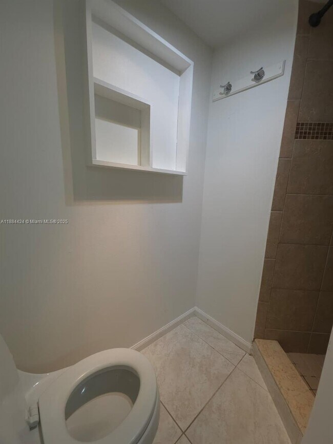 Building Photo - 10451 W Broward Blvd
