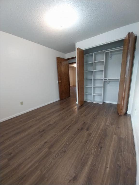 Building Photo - 716 NE 12th St