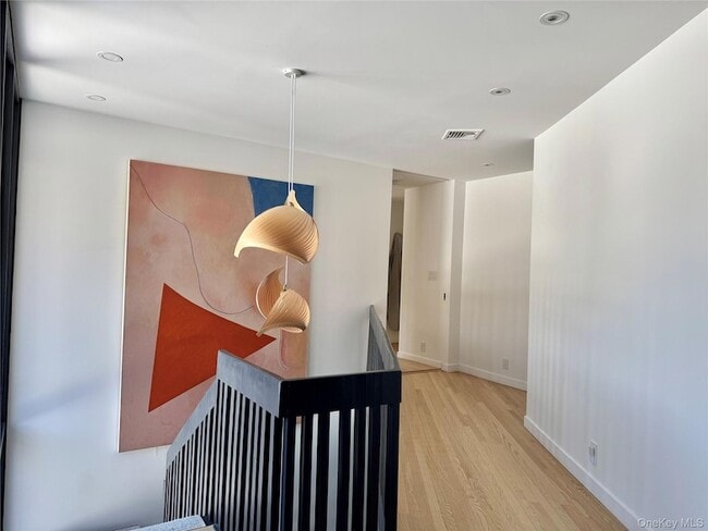 Building Photo - 222 Hurley Rd