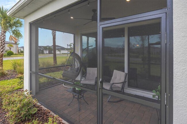 Building Photo - 5886 Timberdale Ave