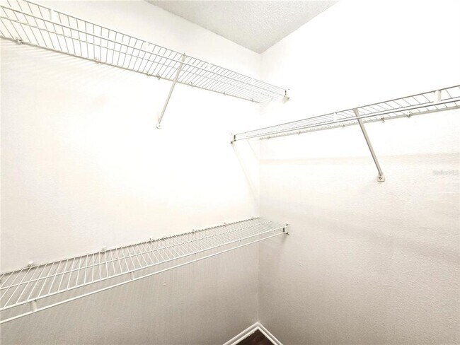 Building Photo - 2407 King Oak Ct