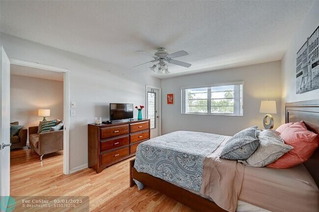Building Photo - 1461 S Ocean Blvd
