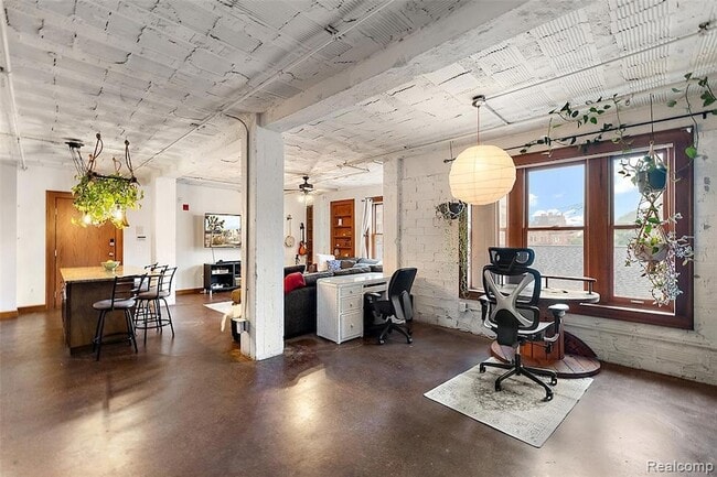 Building Photo - 78 Watson St