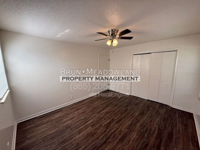 Building Photo - 3719 Mooers St