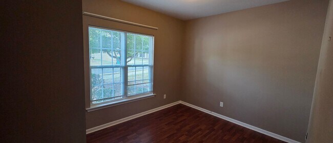 Building Photo - 335 Shallowford Reserve Dr