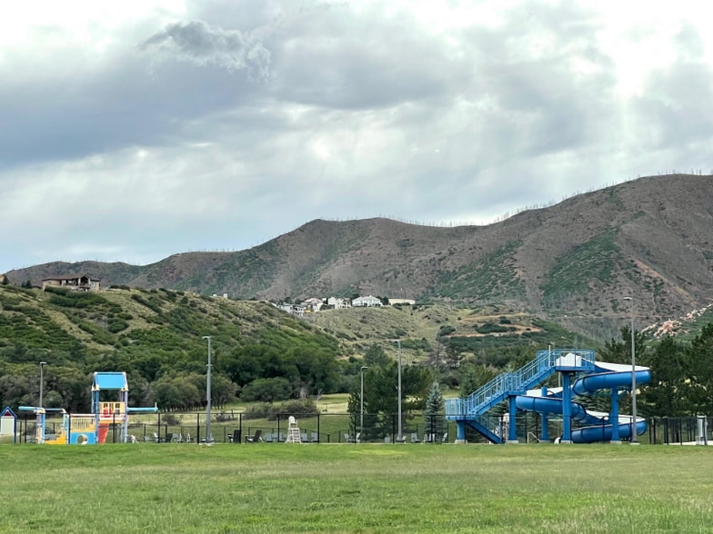 Building Photo - 2337 Split Rock Dr