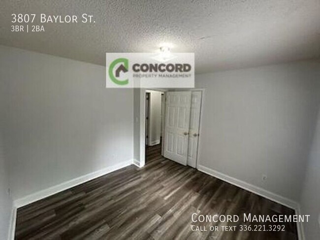 Building Photo - 3807 Baylor St