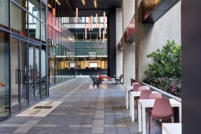 Building Photo - 1080 Peachtree St NE