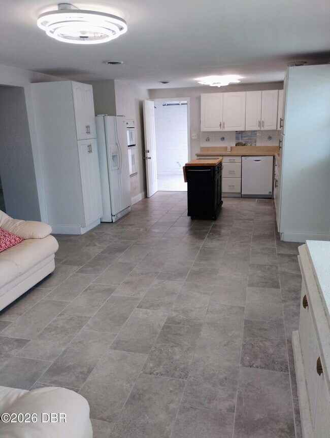 Building Photo - 11 Ocean Breeze Cir