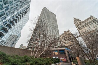 Building Photo - 405 N Wabash Ave