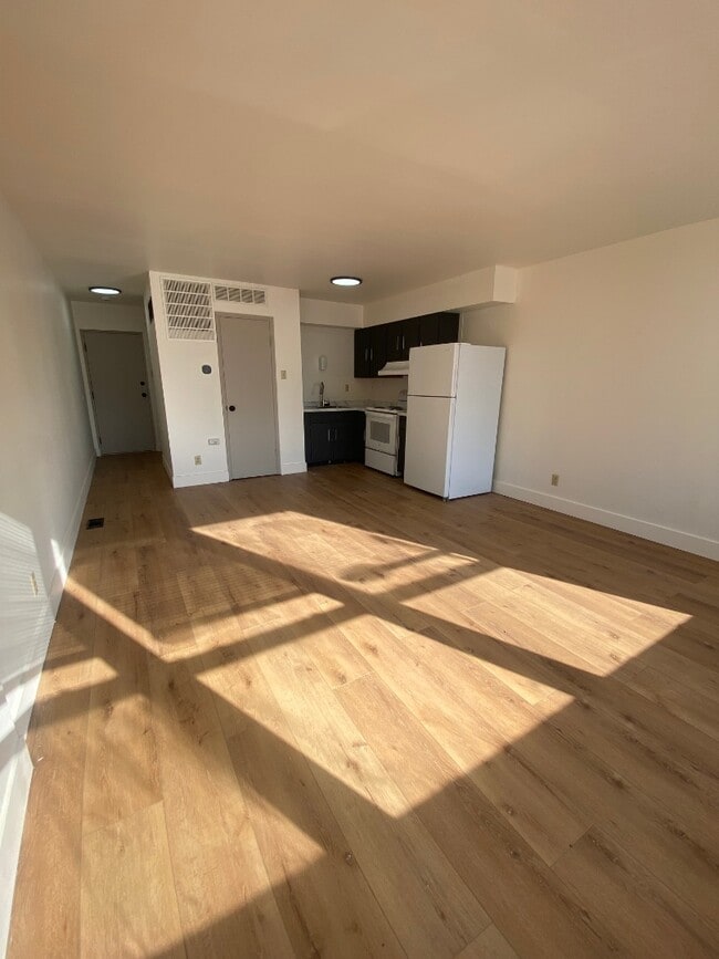 Building Photo - 3733G Morganford
