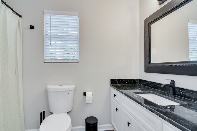 Building Photo - 4227 Waylon Dr