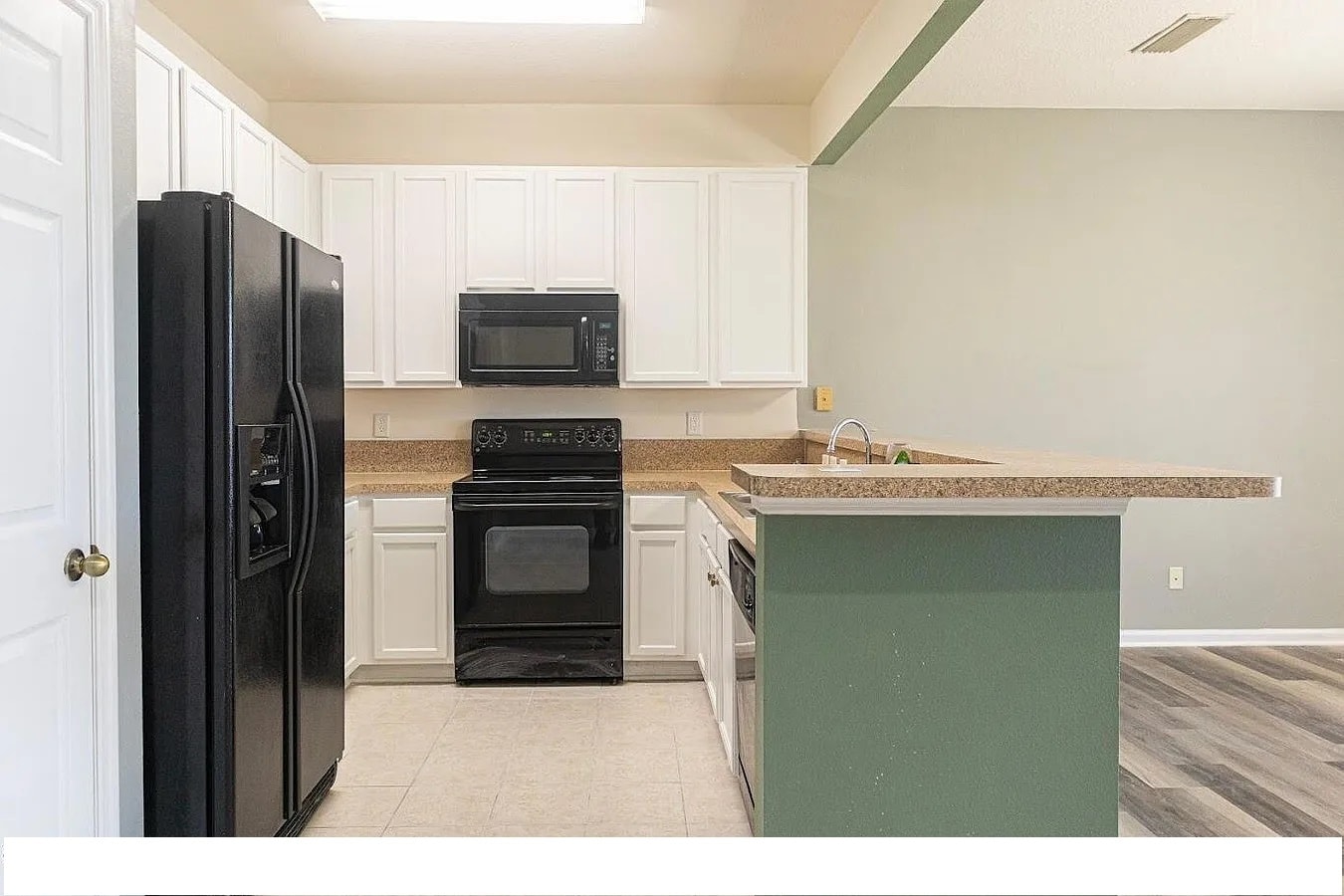 Building Photo - 5905 Rocky Mount Dr