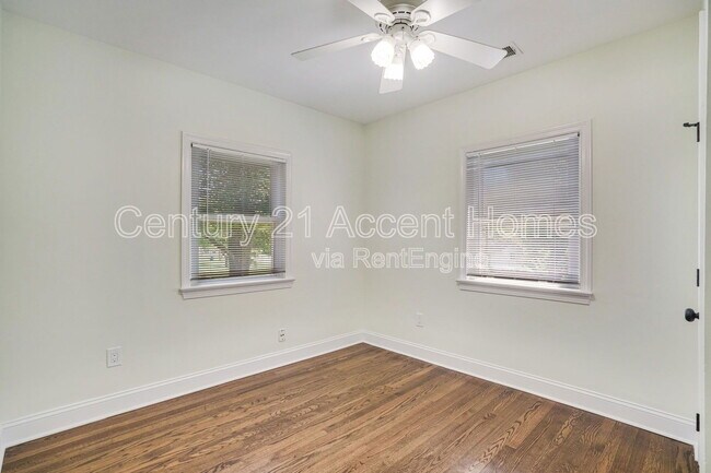 Building Photo - 4916 Chowan Ave