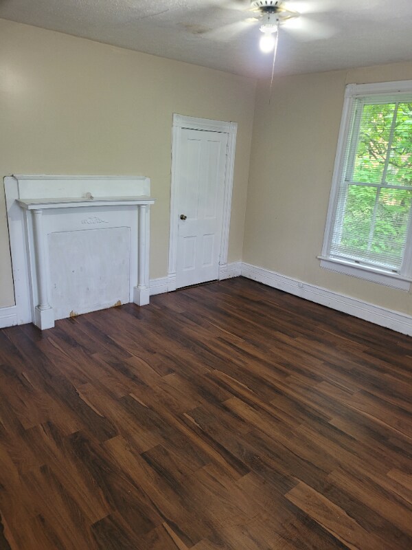 Building Photo - 517 Cumberland St