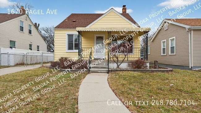 Building Photo - 1670 Pagel Ave