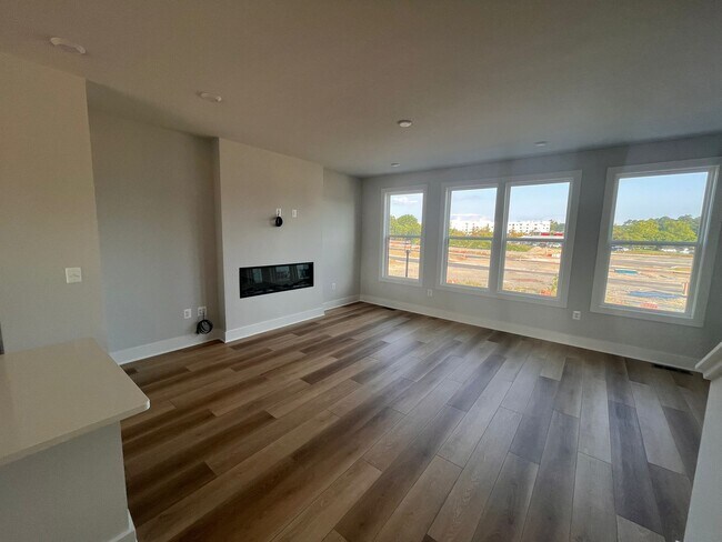 Building Photo - 9454 Alquist St, Glen Allen, VA, 23059