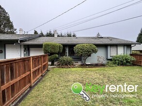 Building Photo - 7920-7922 37th St Ct W