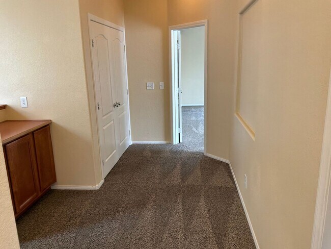 Building Photo - 5150 Silent Valley Ct