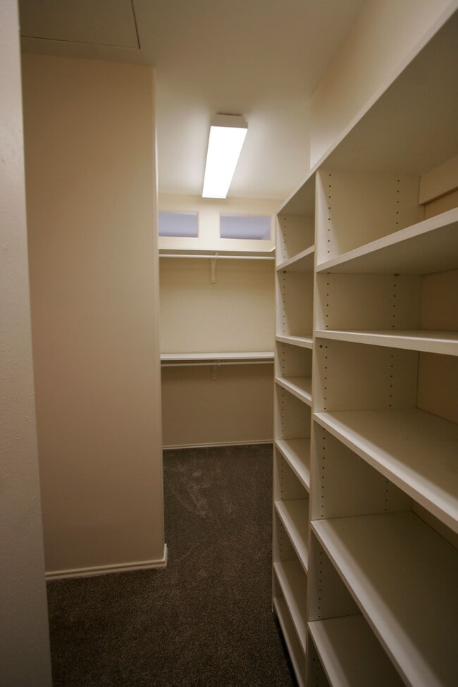 Building Photo - 207 Grandview Pl