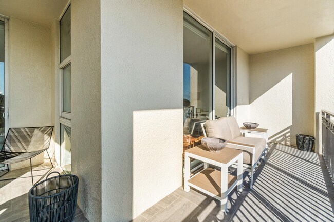 Building Photo - 550 Okeechobee Blvd