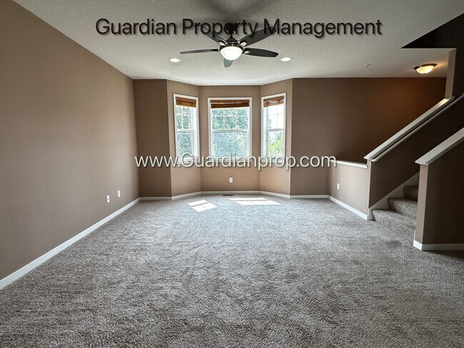 Building Photo - 11920 Emery Village Dr N