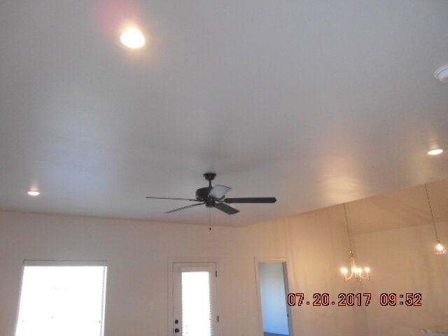 Building Photo - The Finer Things In Life/ The Town Homes o...