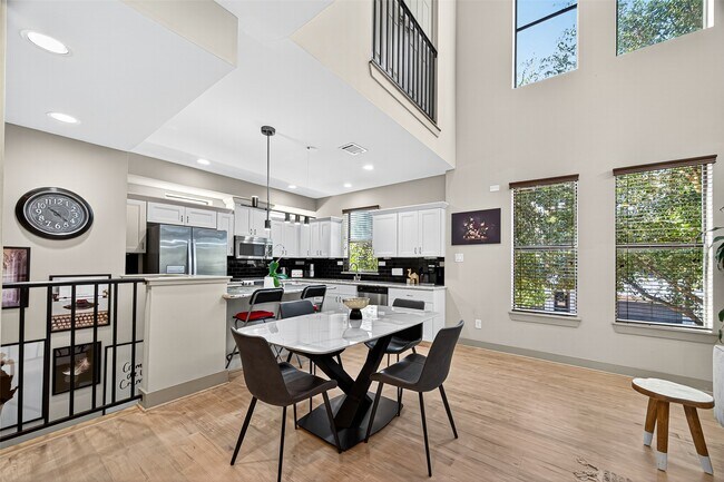 Building Photo - 4510 Inker St