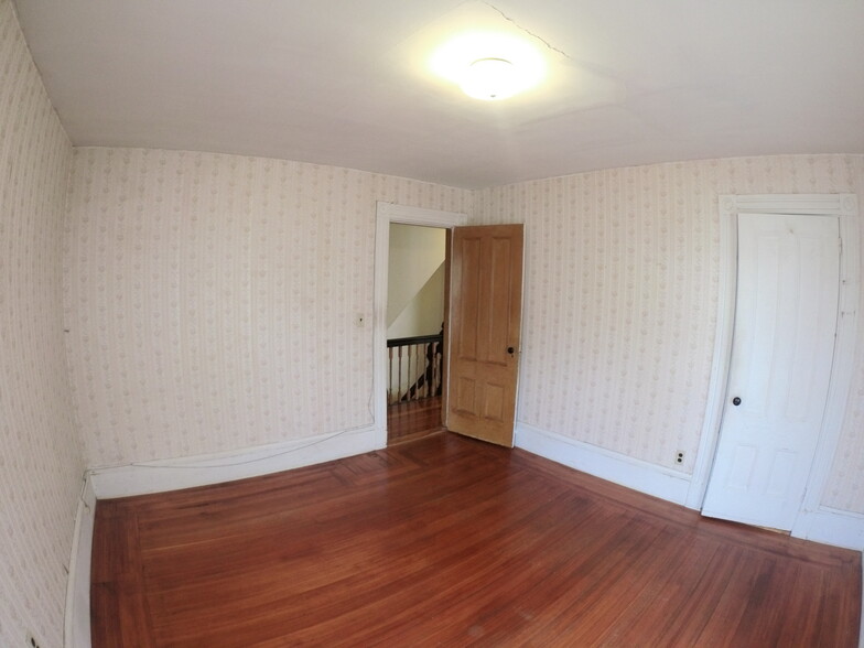 Building Photo - 14 Reedsdale St