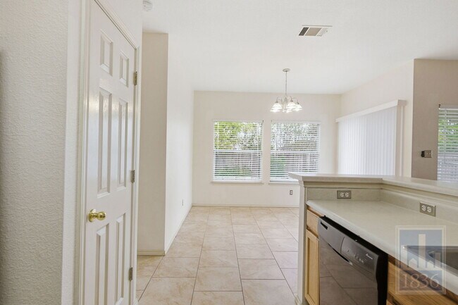 Building Photo - 17710 Limpia Creek Dr