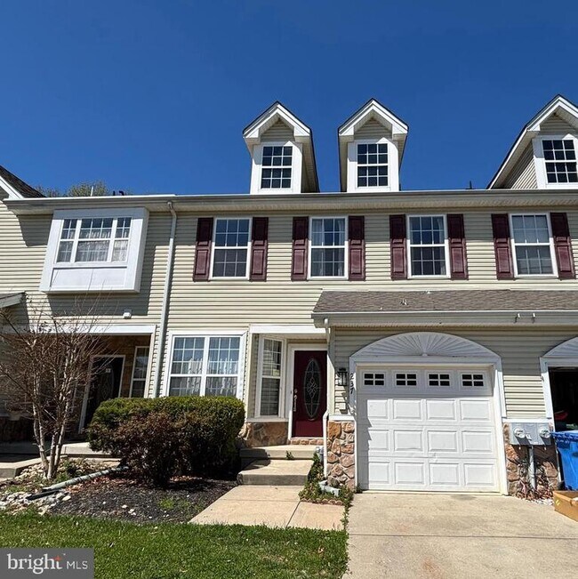 Building Photo - 237 Westbrook Dr