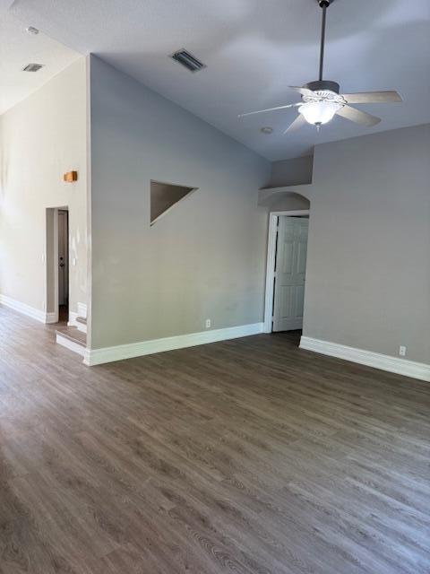 Building Photo - 2420 SE Springtree Pl