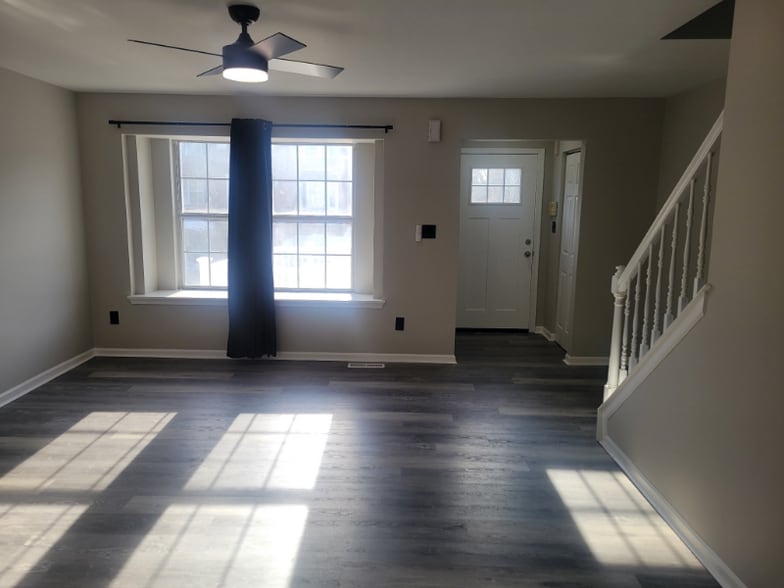 Building Photo - 22 Blairville Rd