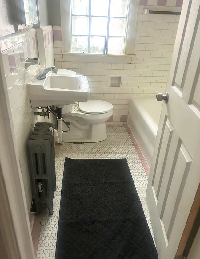 Building Photo - 4059 Tyler St