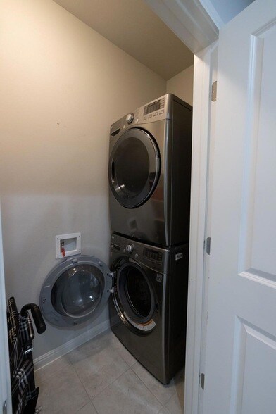 Building Photo - 2809 Seneca Path