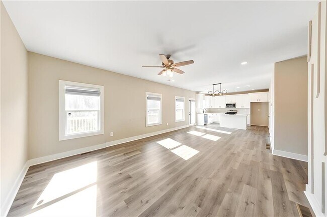 Building Photo - 336 Nobleman Way