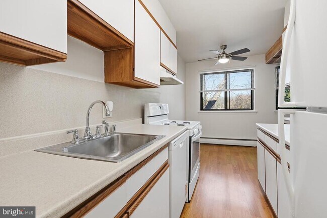 Building Photo - 201 Philadelphia Pike