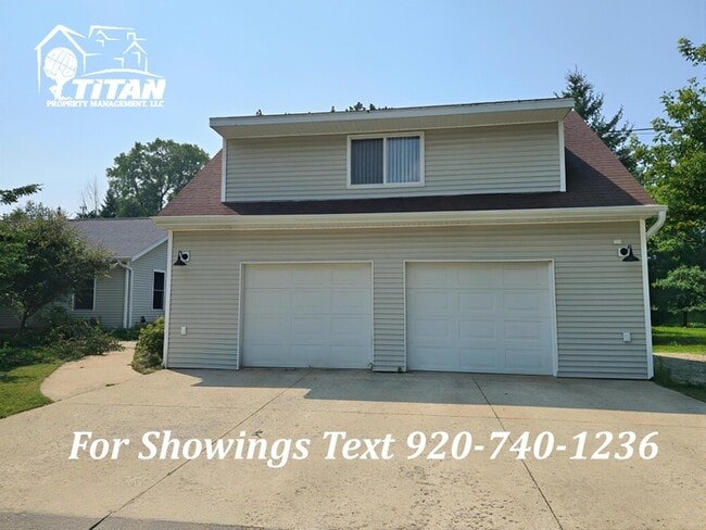 Building Photo - 3627 Zirbel Rd