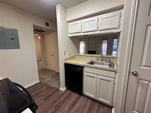 Building Photo - 3210 S Fielder Rd