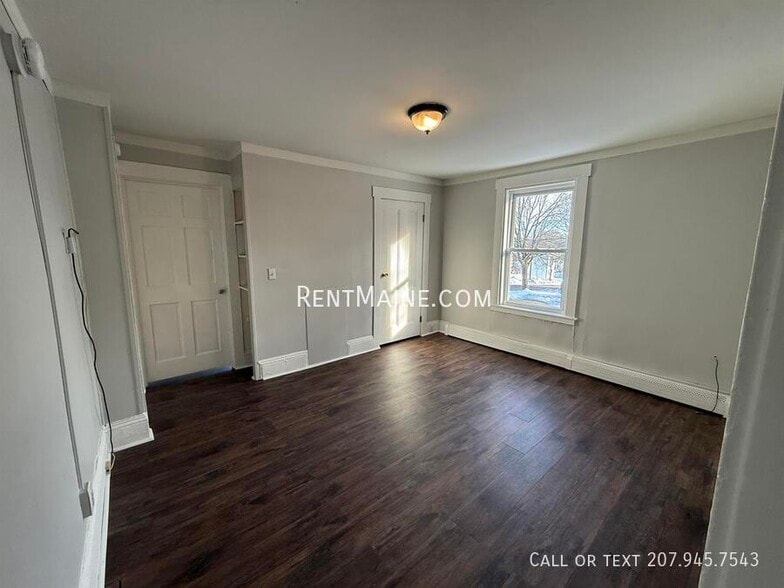 Building Photo - 22 Birch St