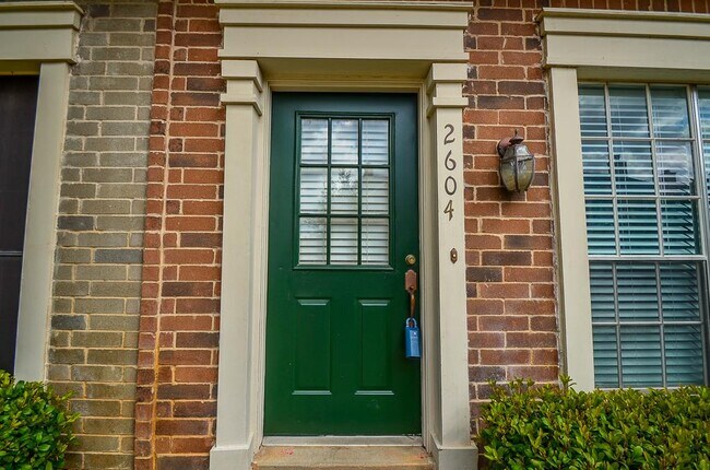 Building Photo - 2930 Grants Lake Blvd