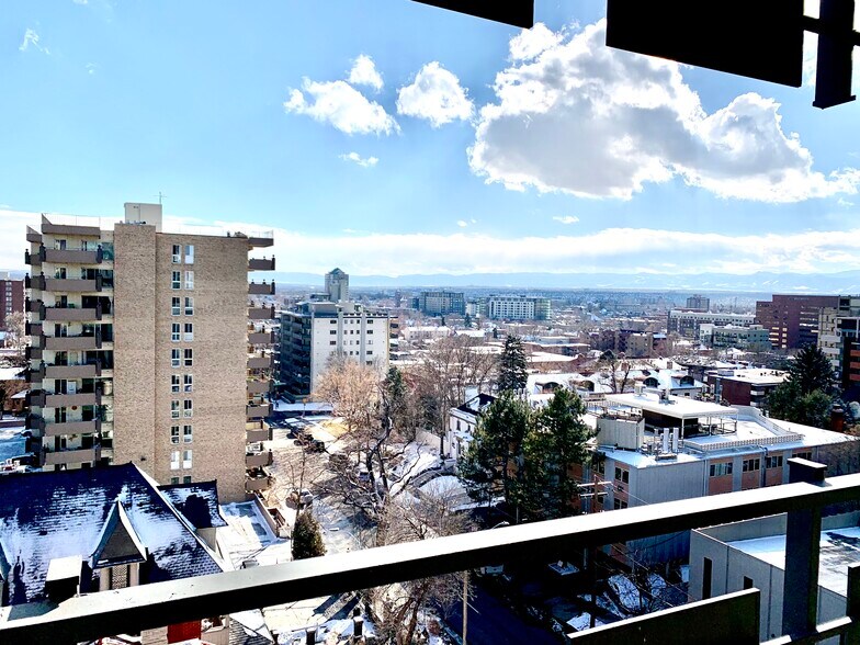 SW views - 790 N Washington St