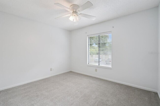 Building Photo - 8215 Sun Spring Cir